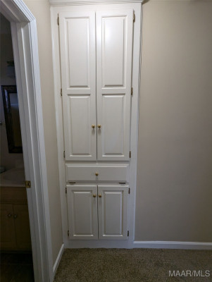 148 Blushing Groom Street