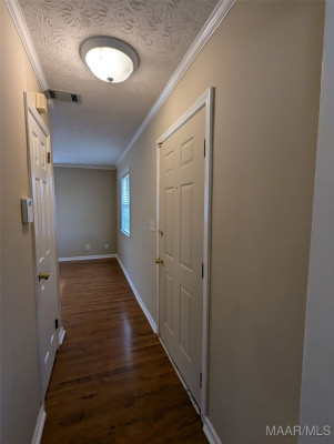 148 Blushing Groom Street