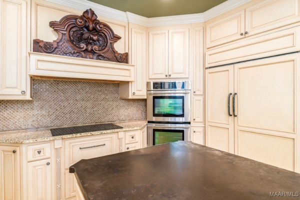 827 Timberlane Road
