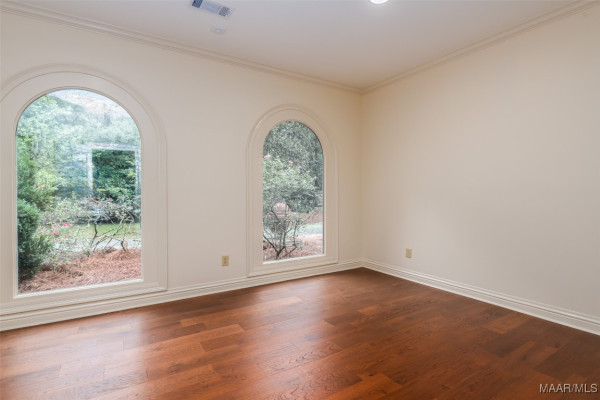 827 Timberlane Road