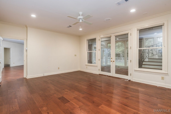 827 Timberlane Road