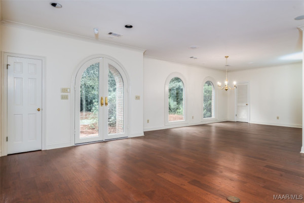 827 Timberlane Road