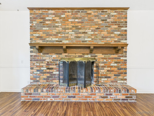 701 Ridgedale Lane