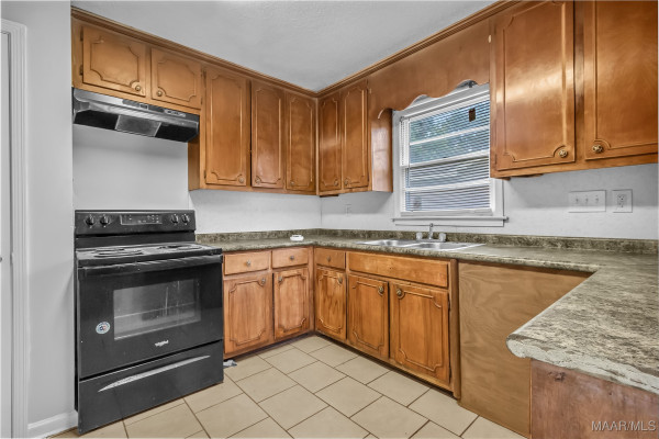 742 Queensbury Drive