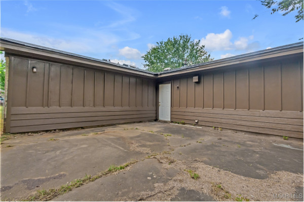 742 Queensbury Drive