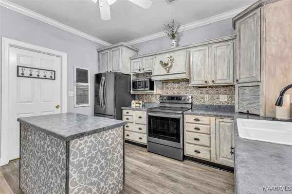 1597 Chapel Road