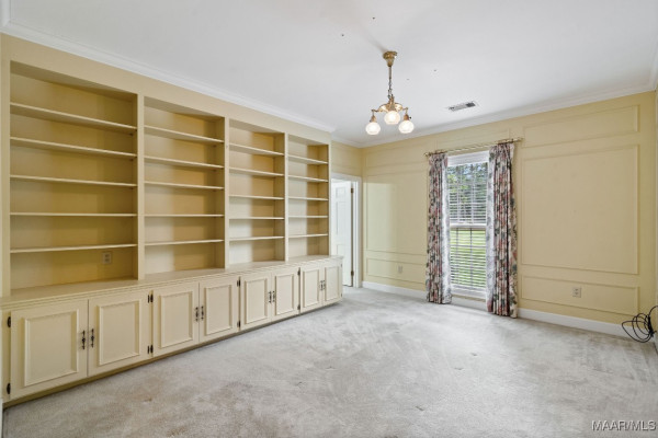 8921 Vaughn Road