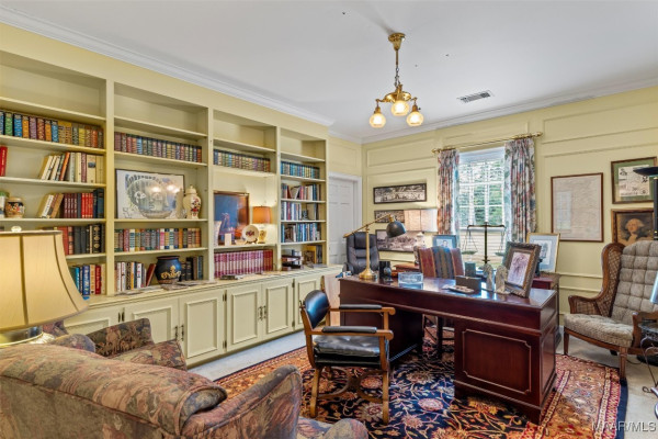 8921 Vaughn Road