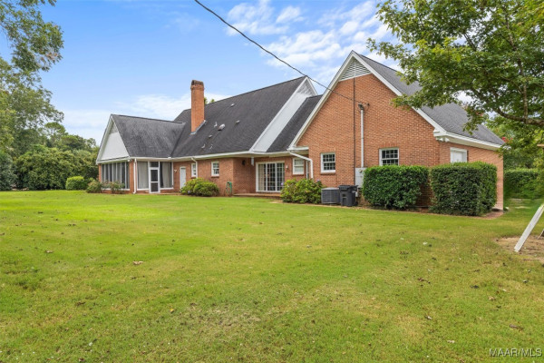 8921 Vaughn Road