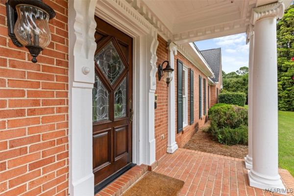8921 Vaughn Road