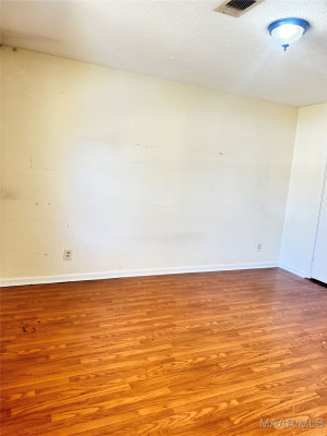 1206 Seth Johnson Drive
