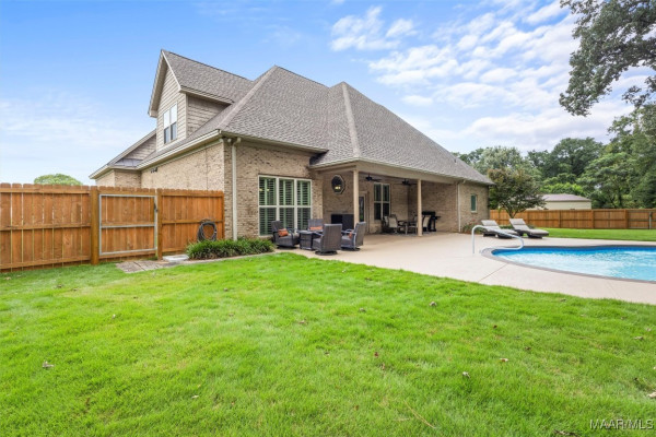 128 Fox Glen Lair .
