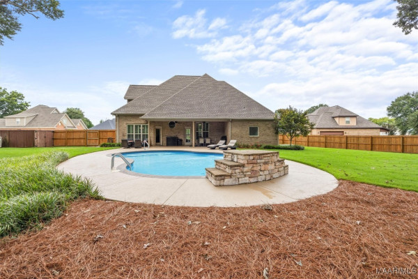 128 Fox Glen Lair .