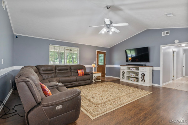 824 County Road 1 . N