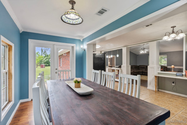 824 County Road 1 . N