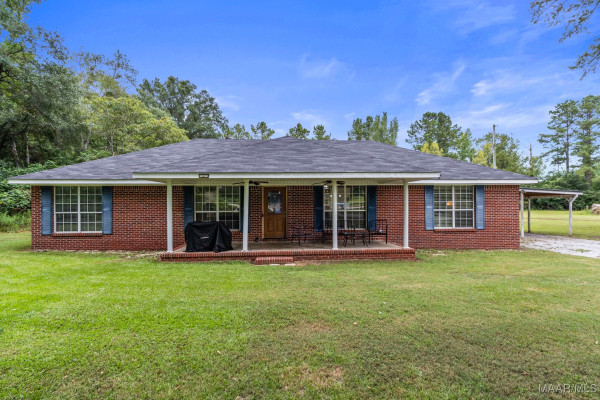 824 County Road 1 . N