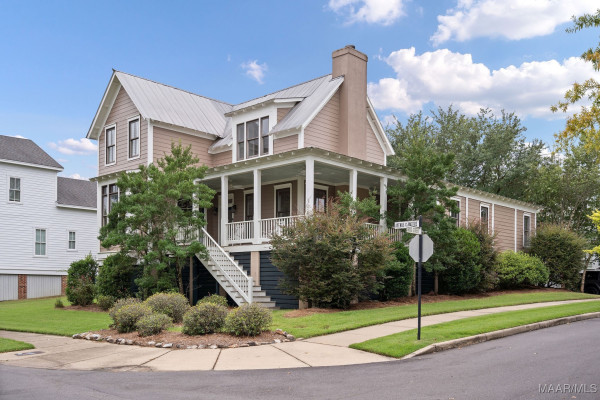 5 Avenue of the Waters .