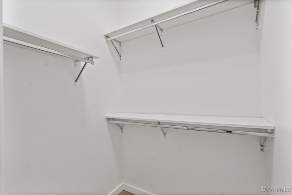 5 Avenue of the Waters .