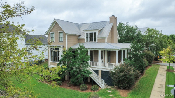 5 Avenue of the Waters .