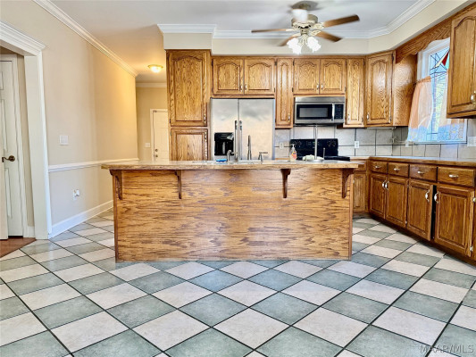 638 County Downs Road