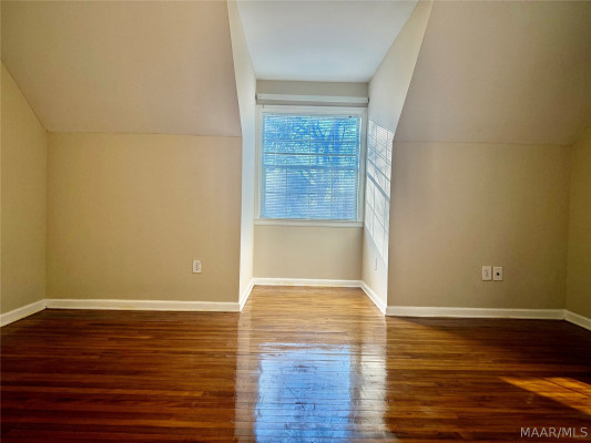 638 County Downs Road