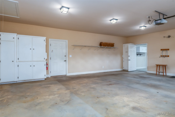 404 Grove Park Loop