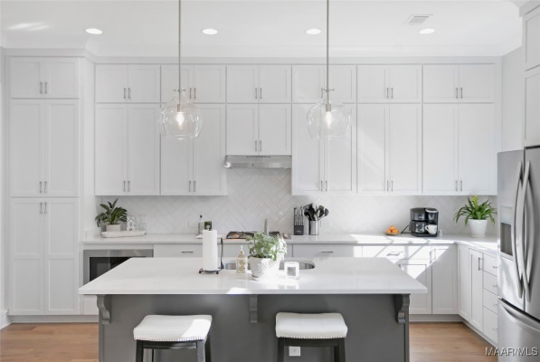 4638 Bloomsbury Street