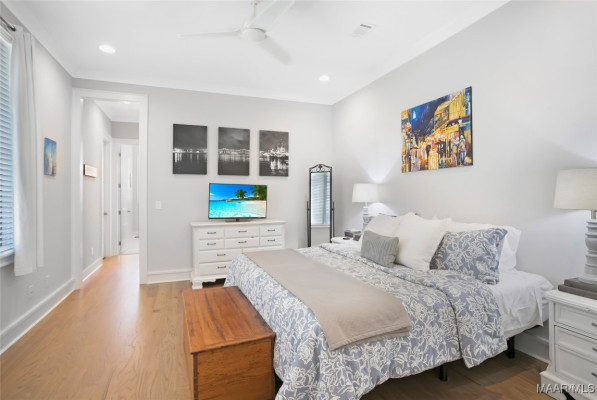 4638 Bloomsbury Street