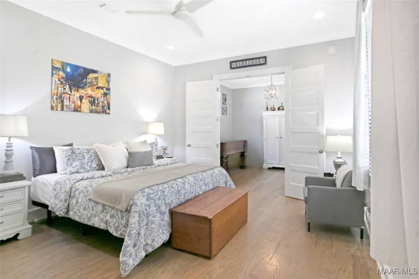 4638 Bloomsbury Street