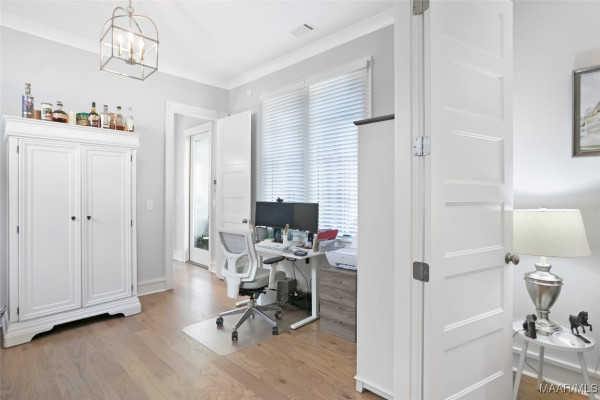 4638 Bloomsbury Street