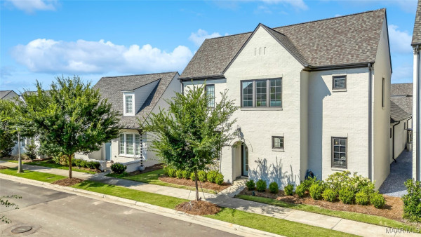 4638 Bloomsbury Street