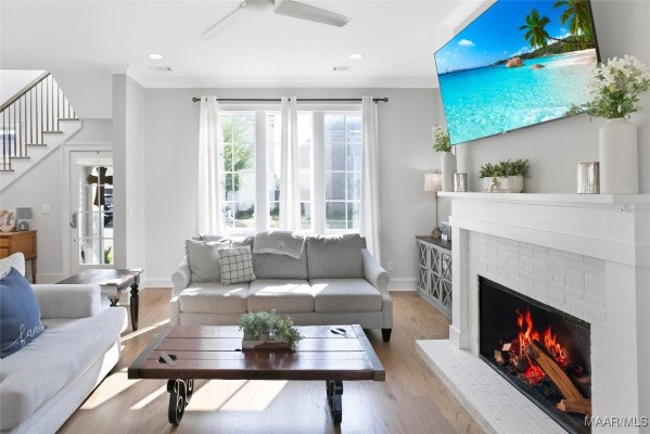 4638 Bloomsbury Street