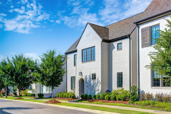 4638 Bloomsbury Street