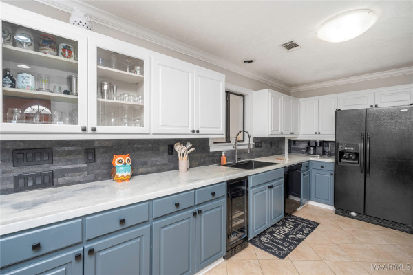 2310 Halcyon Boulevard