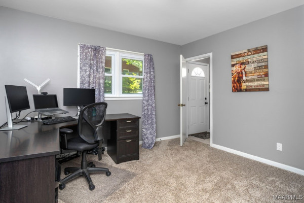 925 GREEN FOREST Drive