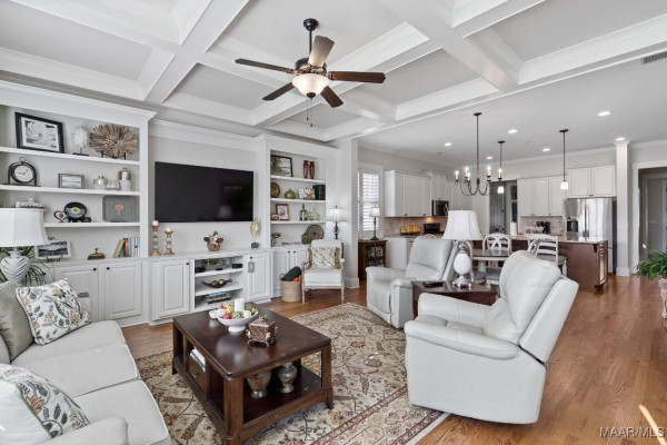 34 Double Oak Avenue