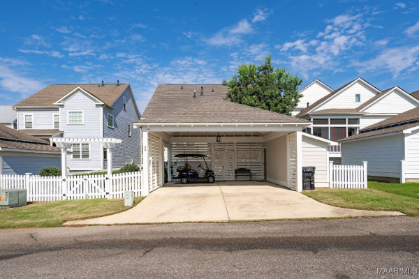 34 Double Oak Avenue