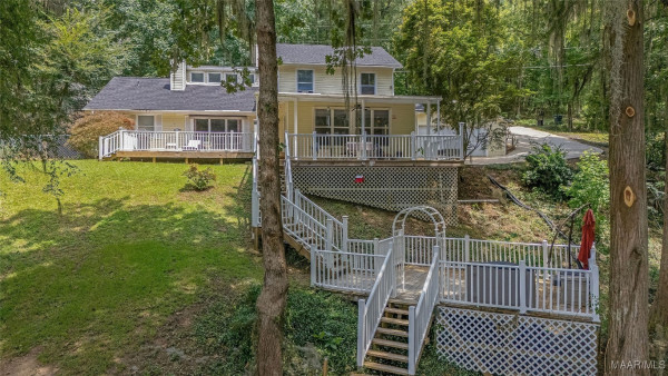 555 Shady Acres Drive