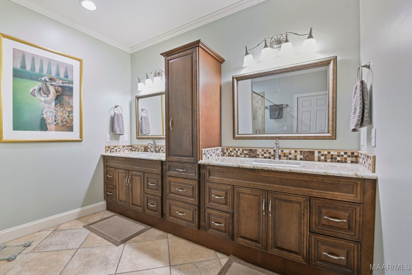 7149 PINECREST Drive