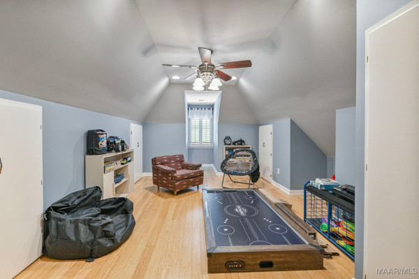 7149 PINECREST Drive