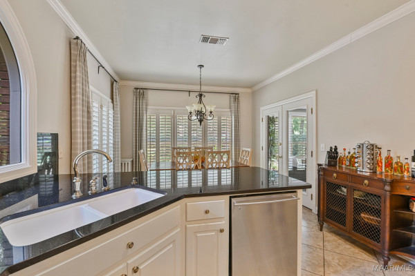 7149 PINECREST Drive