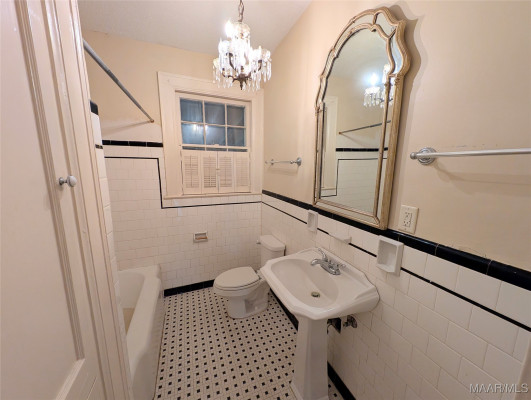 3417 WELLINGTON Road