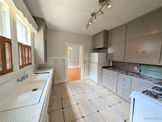 3417 WELLINGTON Road