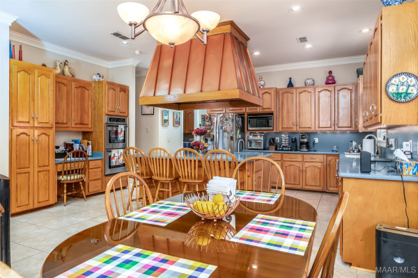 1400 MERIWETHER Road