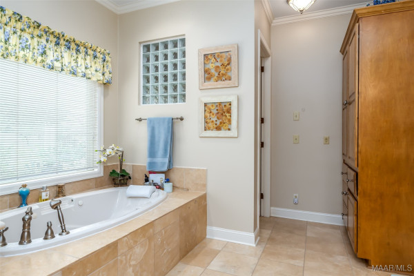 1400 MERIWETHER Road