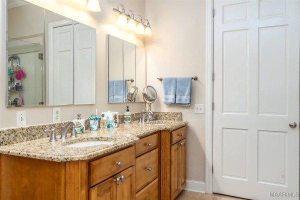 1400 MERIWETHER Road