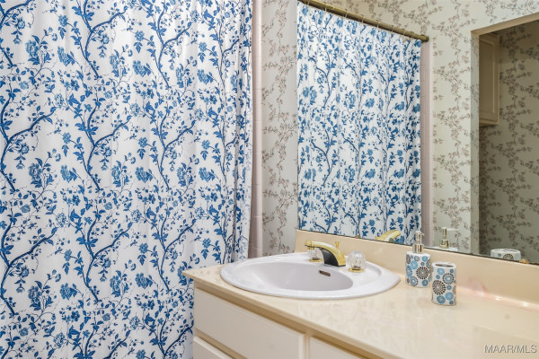 1400 MERIWETHER Road