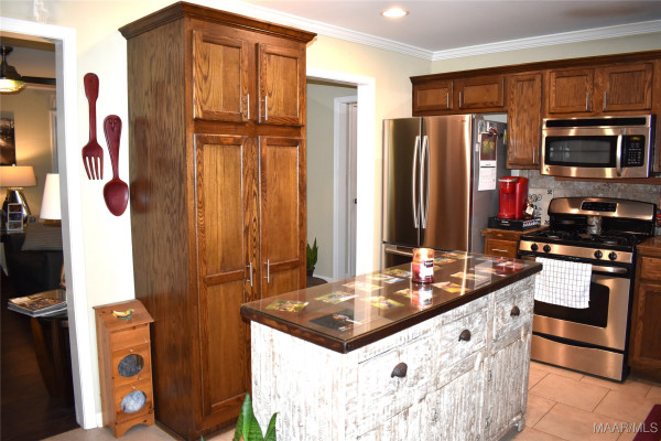 3320 RICHARDSON Road