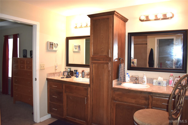 3320 RICHARDSON Road