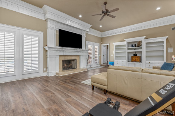 9462 Alysbury Place